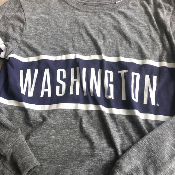 Washington Huskies Long Sleeve - Picture 2 of 7